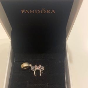 Minnie Disney headband charm